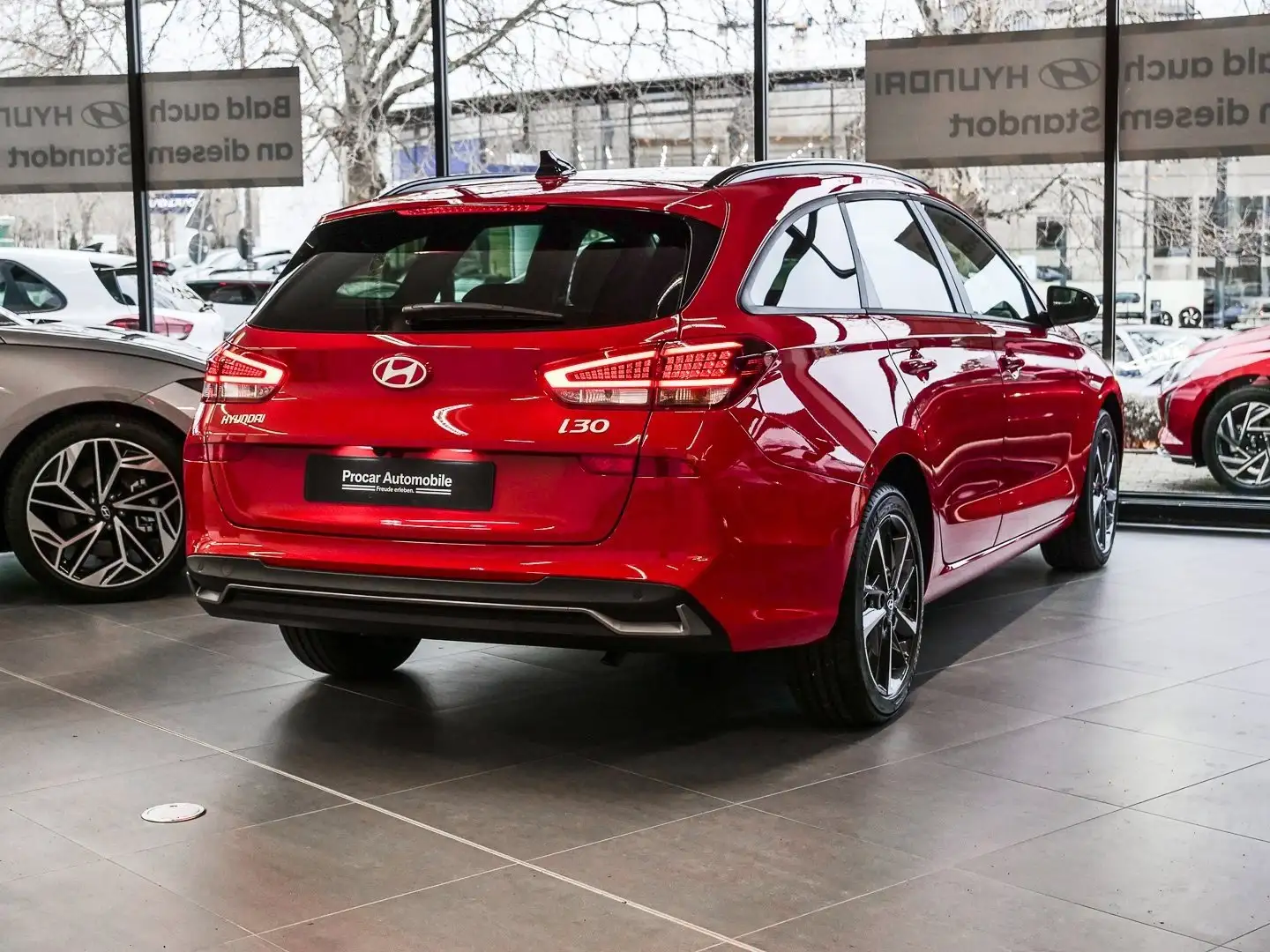 Hyundai i30 1.0 T-GDI / Kombi Advantage / RFK / Plus Paket Rot - 2