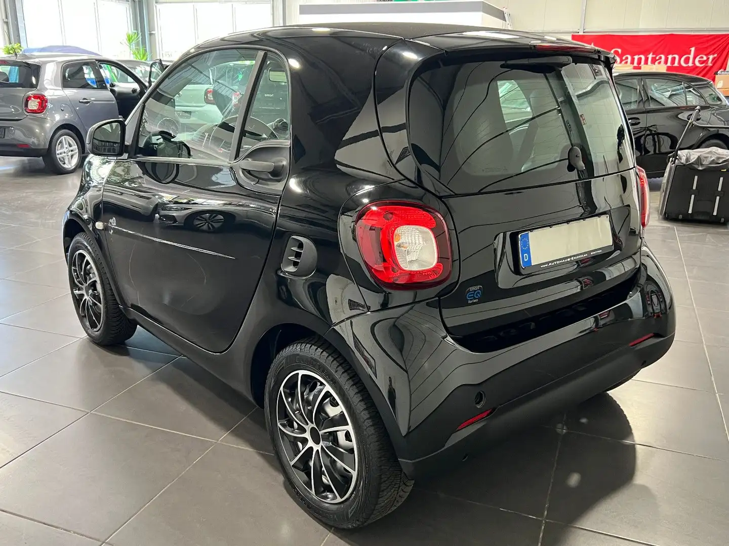 smart forTwo EQ Automatik **Klima*Bluetooth*Tempomat** Schwarz - 2
