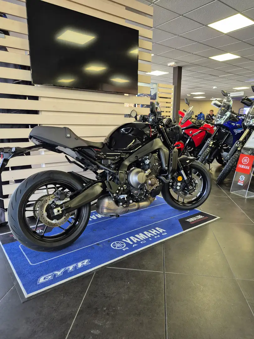 Yamaha XSR 900 Noir - 2