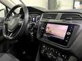 Volkswagen Tiguan R Line *ACC*Virtual*AHK*19 Zoll* Grijs - thumbnail 2