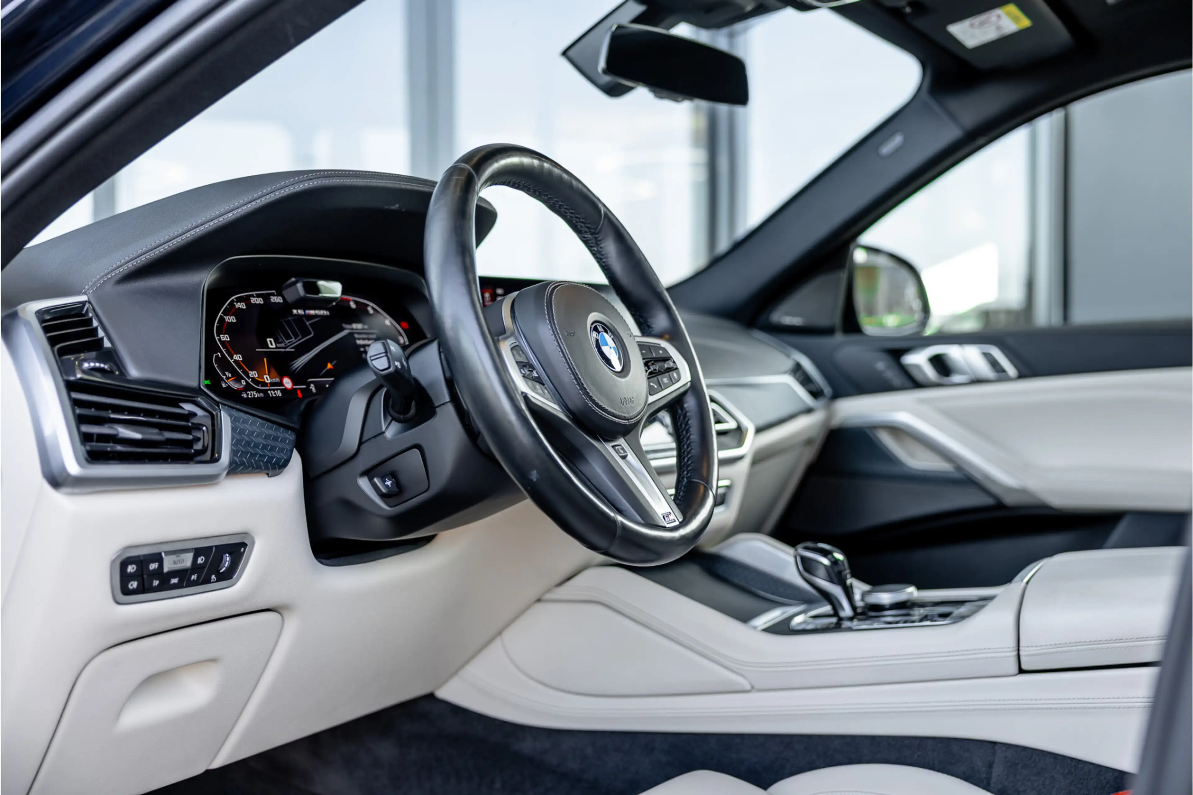 BMW X6 M50i High Executive - M Sport | Panorama | 4-wiels — photo 11