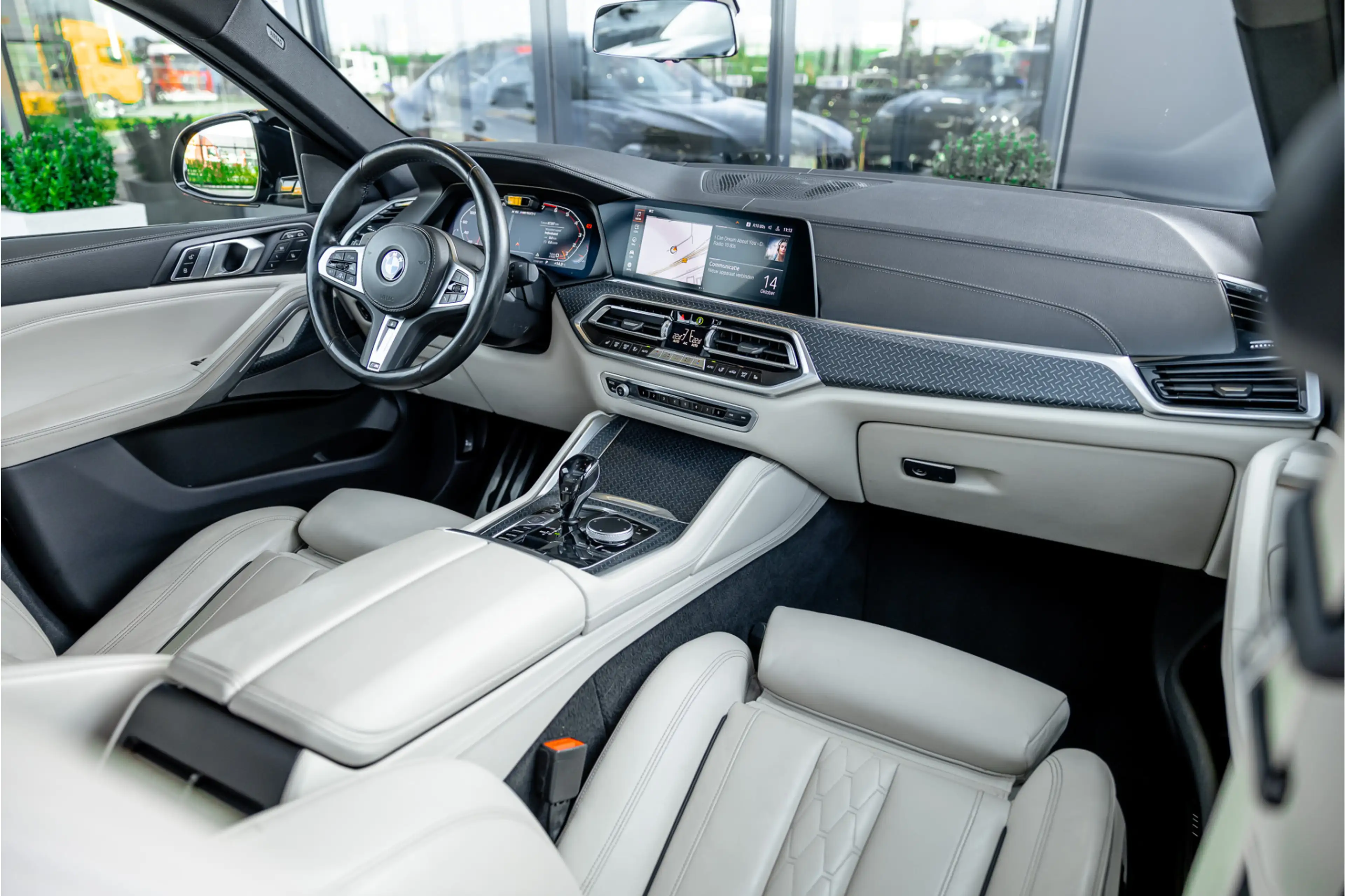 BMW X6 M50i High Executive - M Sport | Panorama | 4-wiels — photo 13