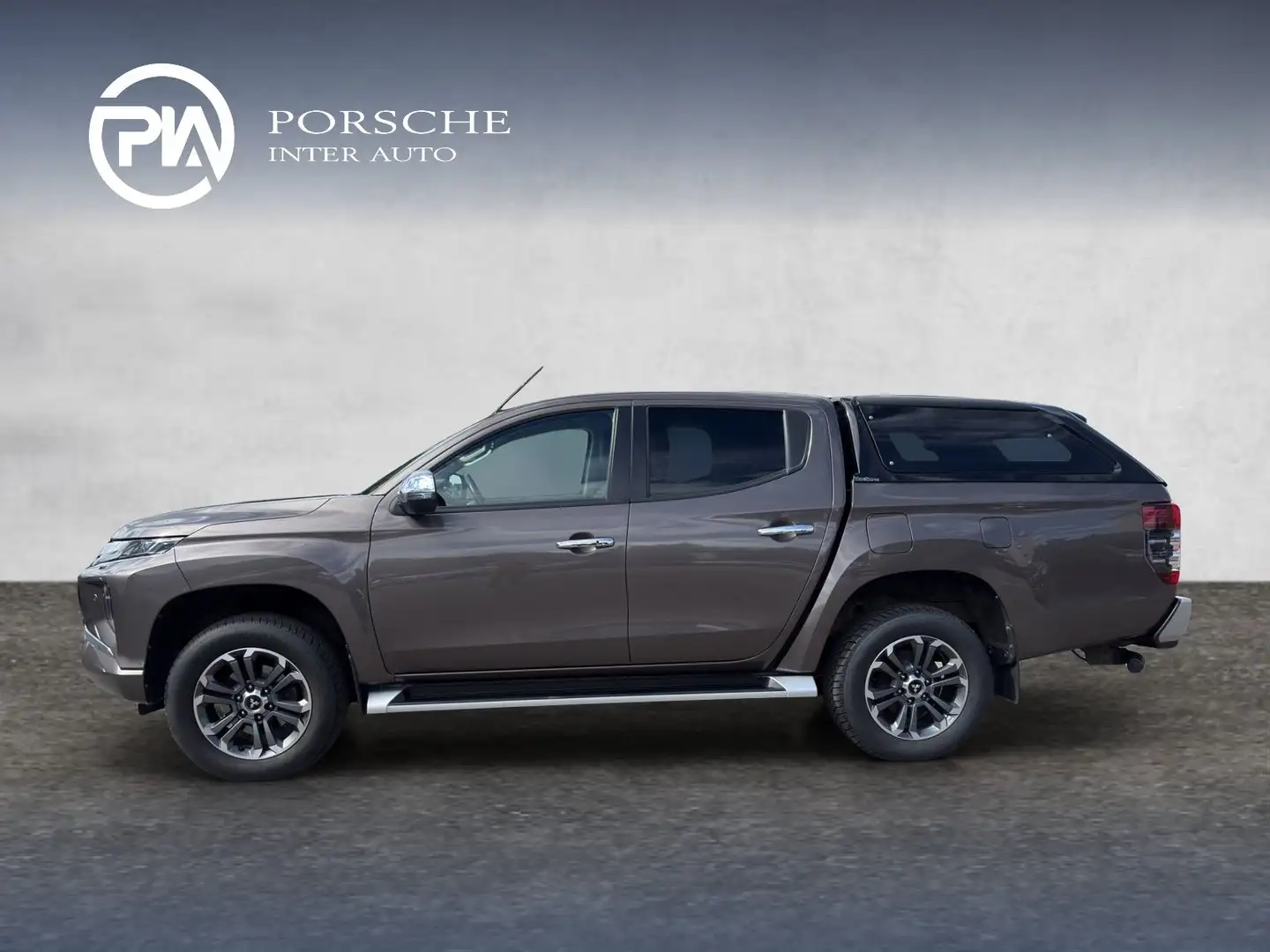 Mitsubishi L200 2,2 DI-D HP 4WD Doppelkabine Diamond Aut. Braun - 2