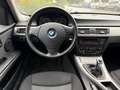 BMW 318 i Lim. E90/TÜV AU NEU/AHK schwenkbar/SHZ/PDC Grau - thumbnail 16