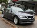 BMW 318 i Lim. E90/TÜV AU NEU/AHK schwenkbar/SHZ/PDC Grau - thumbnail 1