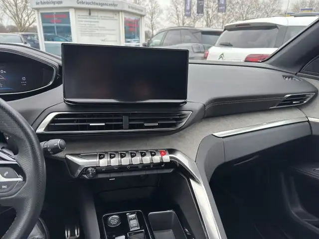 Peugeot 5008 view 11