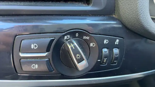 BMW X3 view 13