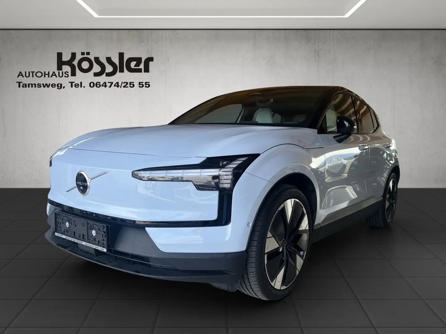 Volvo EX30 Twin Motor Performance AWD 69kWh Ultra Blau - 1