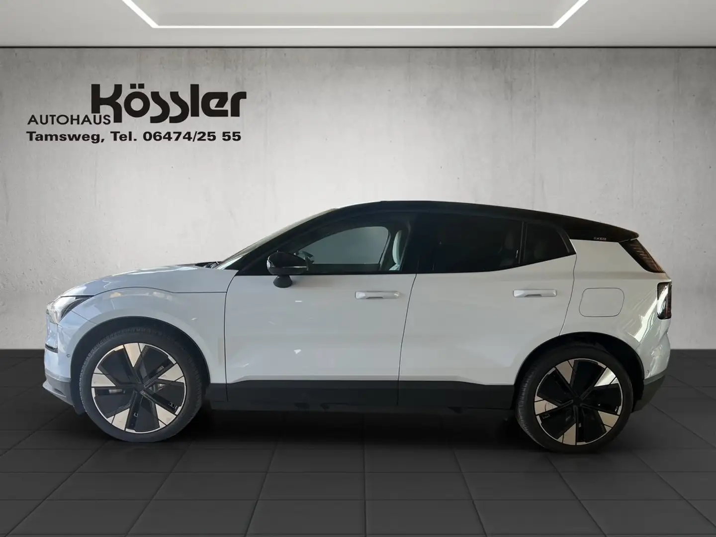 Volvo EX30 Twin Motor Performance AWD 69kWh Ultra Blau - 2