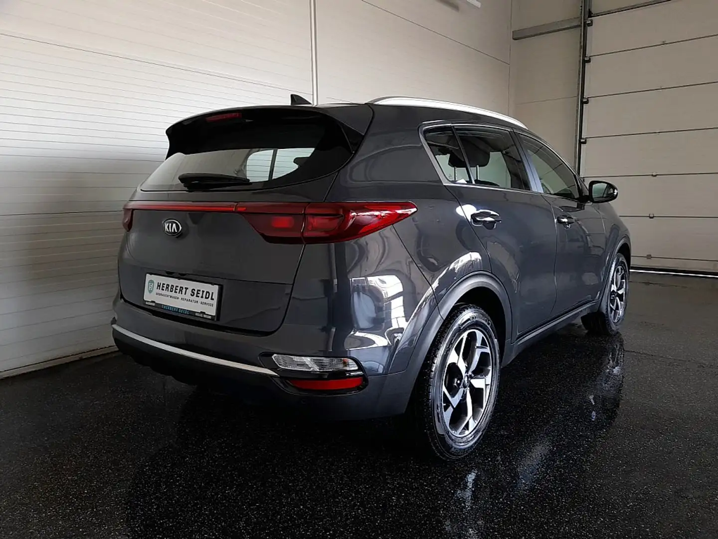 Kia Sportage 1,6 CRDI Silber *NAVI / TEMPOMAT / KAMERA / PDC... Grau - 2