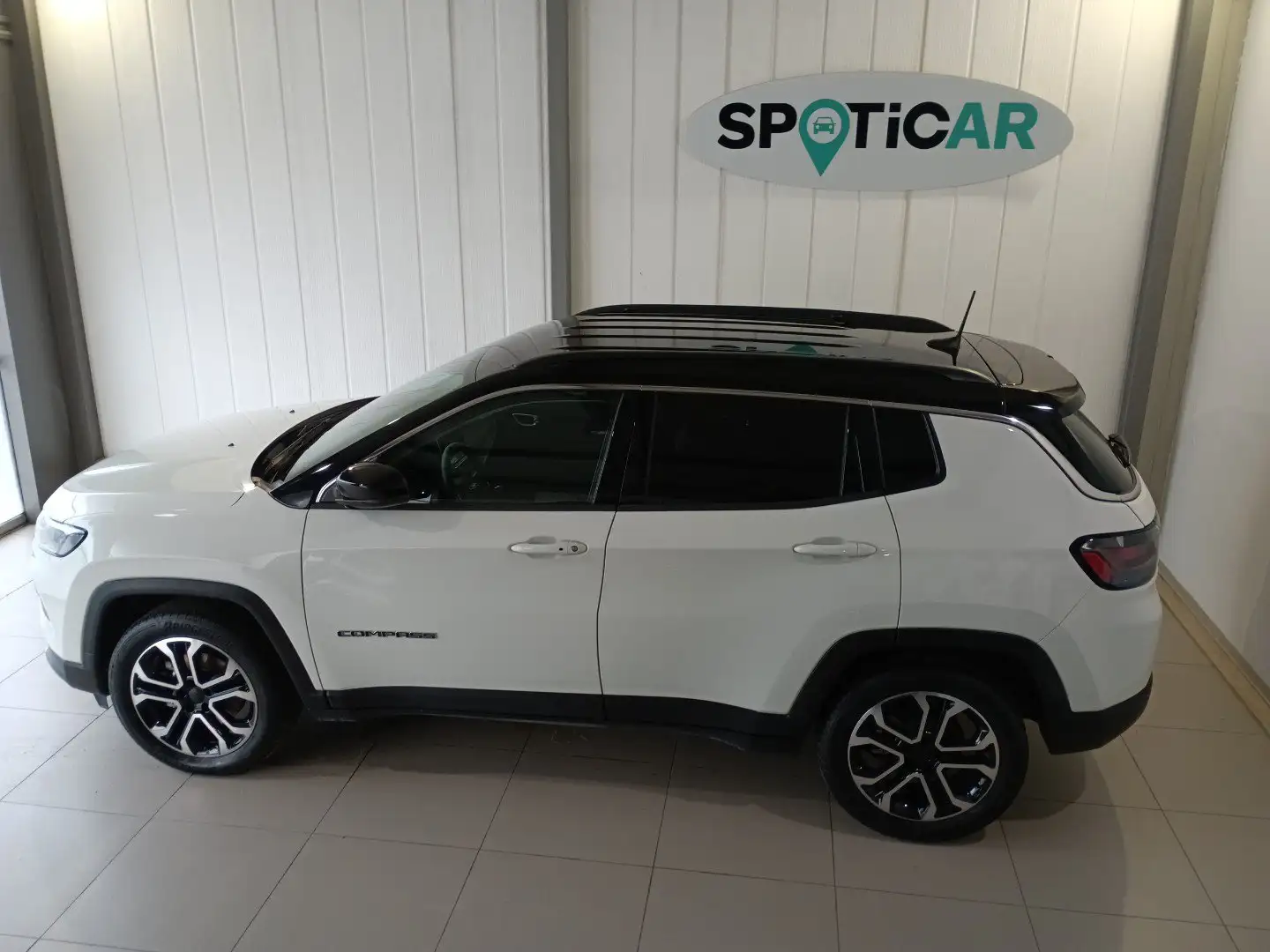 Jeep Compass Compass 1.5 Turbo T4 130 CV MHEV 2WD Limited Weiß - 2