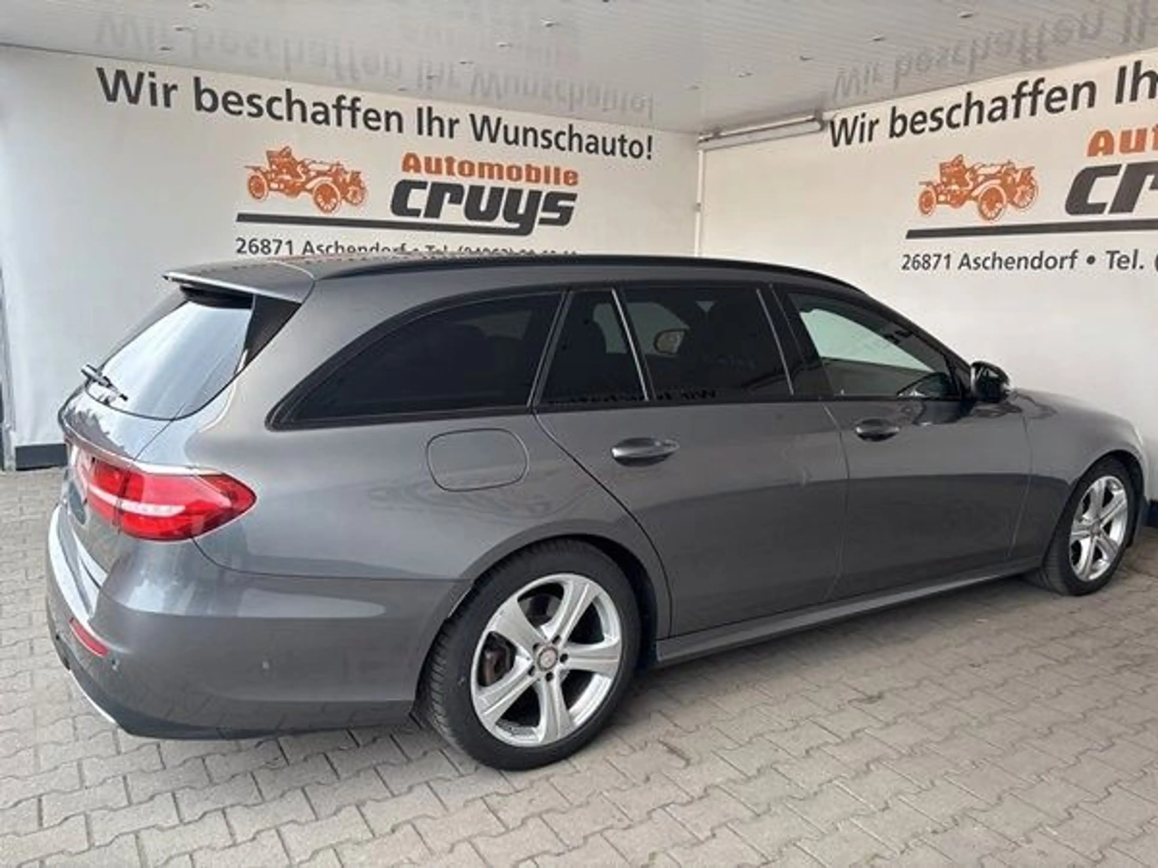 Mercedes-Benz E 350 d T 9G-TRONIC AMG Line / Night-Paket — photo 7