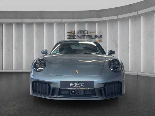 Porsche 992 911 992 Carrera GTS Cabrio Sport Design Chrono