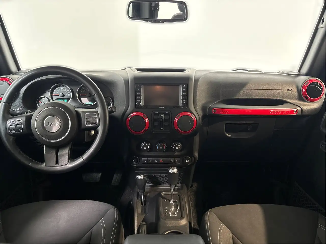 Jeep Wrangler снимка Jeep Wrangler