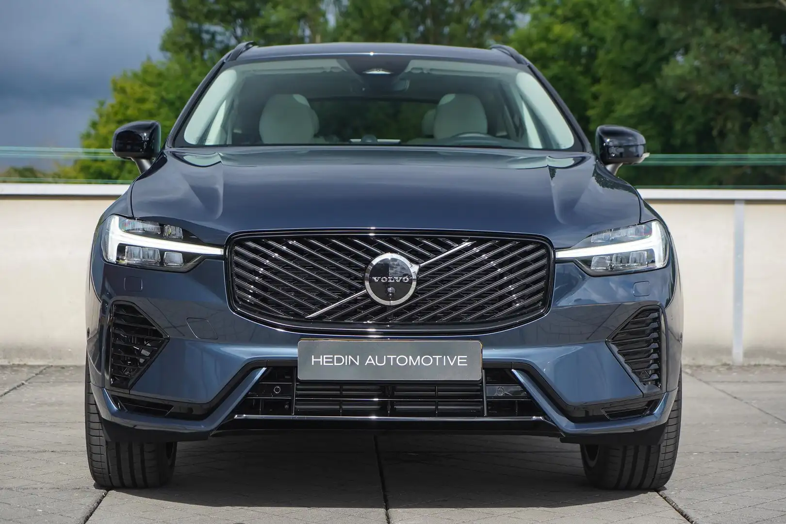 Volvo XC60 2.0 T6 Plug-in hybrid AWD Ultra Dark MY26 | Execut Bleu - 2