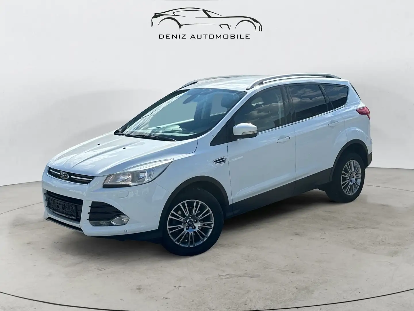Ford Kuga Titanium *Scheckheft* Bianco - 1
