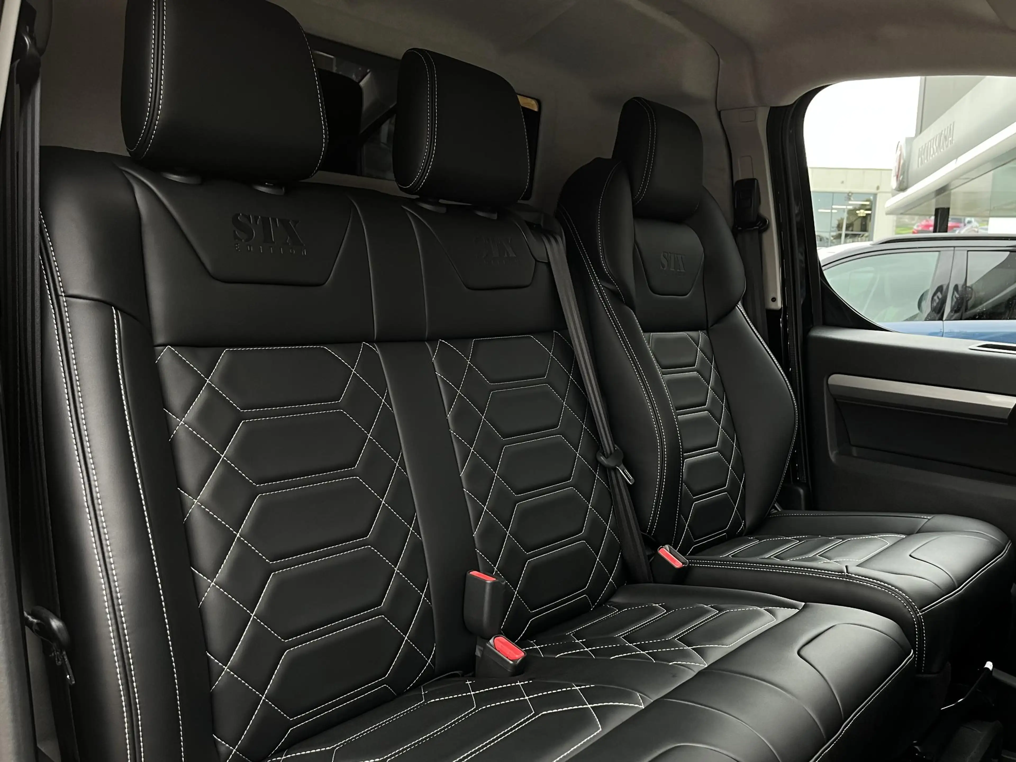 Fiat Scudo E-Scudo L3 75 kWh STX / Snel Leverbaar / — photo 12