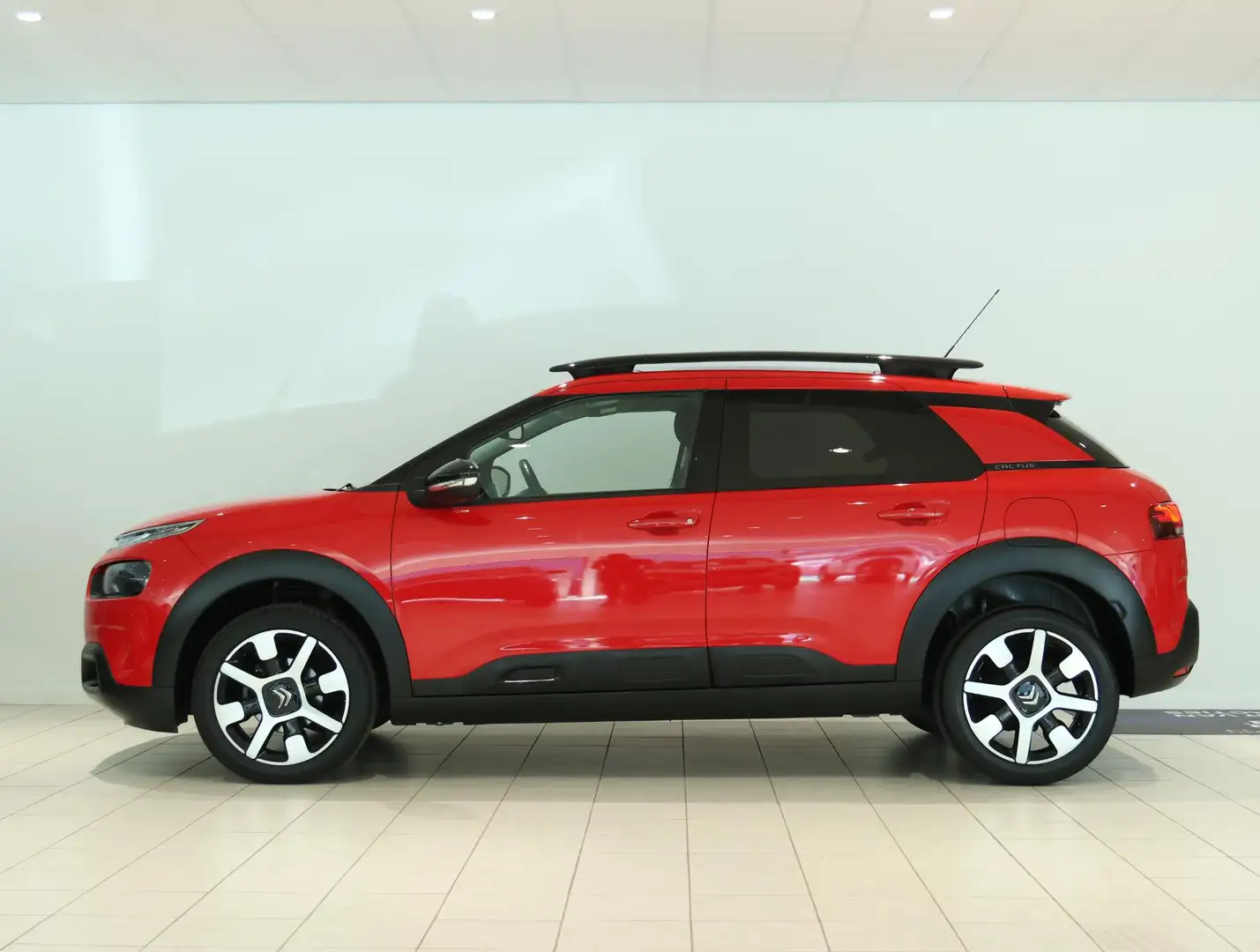 Citroen C4 Cactus 1.2 110 pk Business | Panoramadak | Camera | CarPl Rood - 2