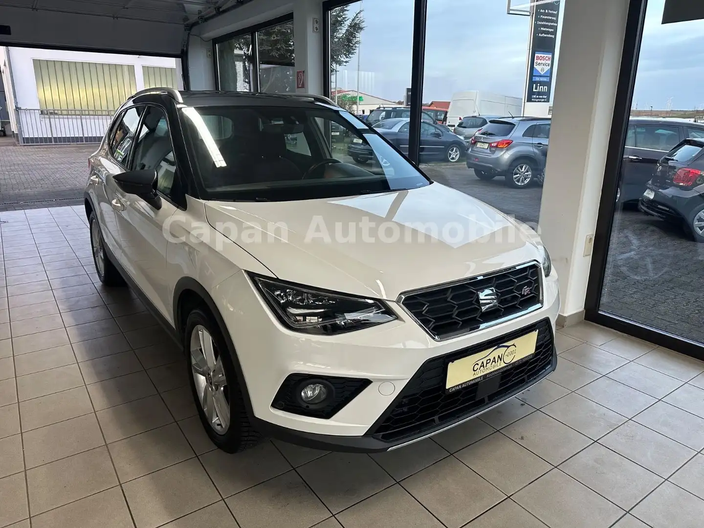 SEAT Arona FR Navi/Scheckheft/LED/PDC/SHZ/EURO6 Weiß - 1