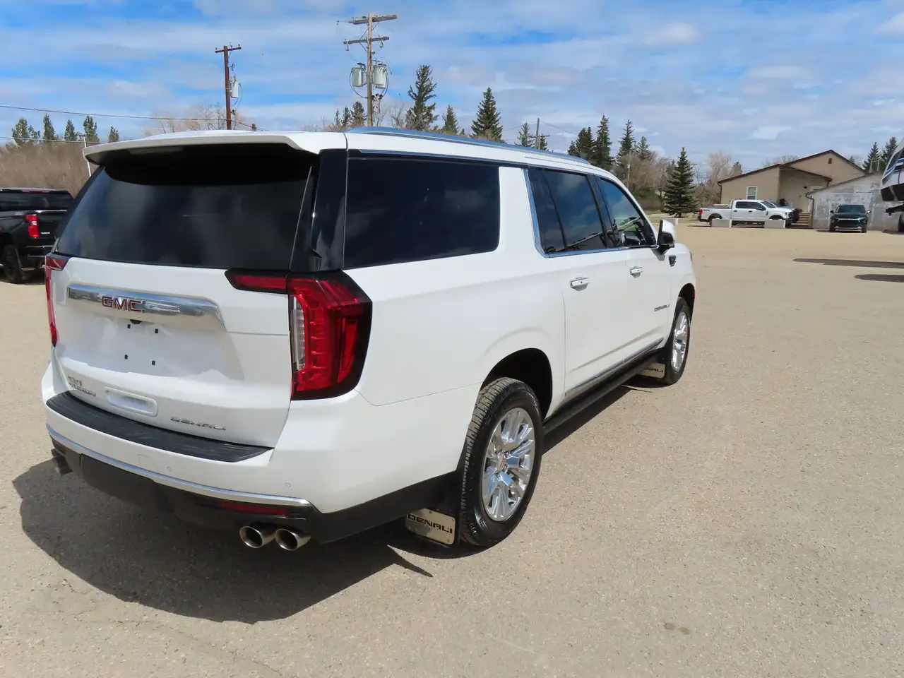 GMC Yukon снимка GMC Yukon