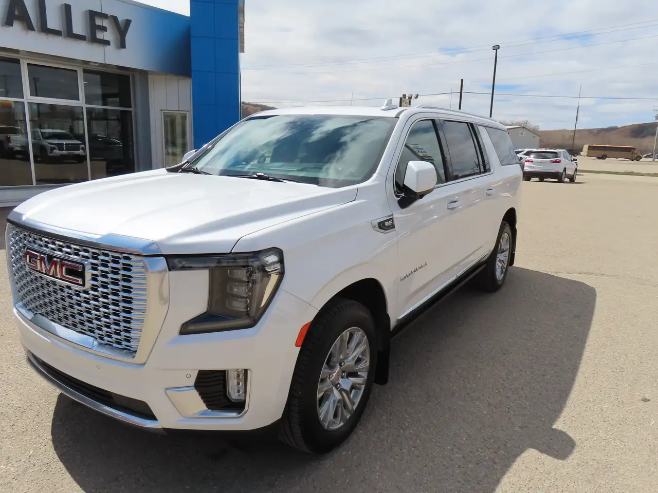 GMC Yukon снимка GMC Yukon