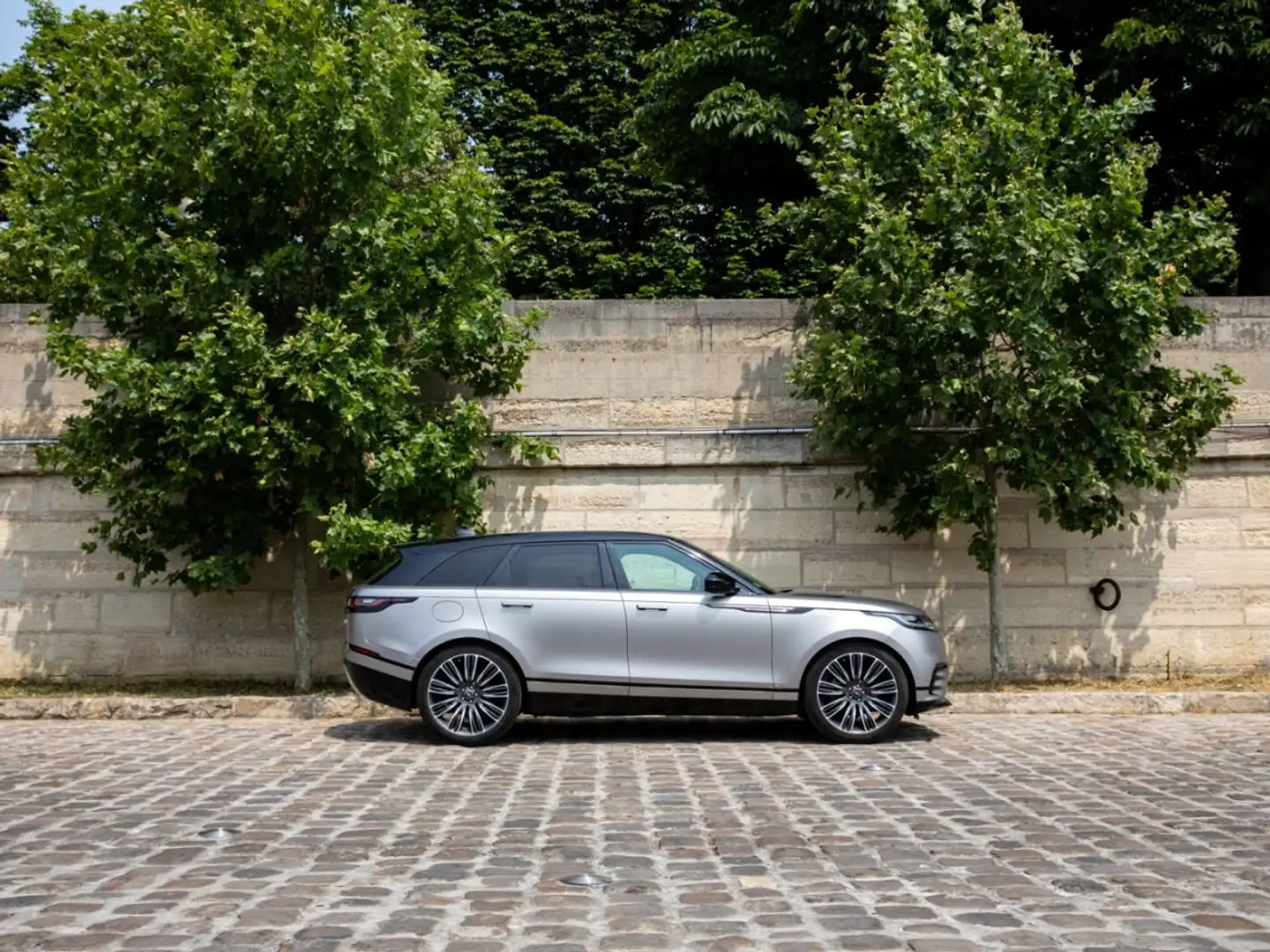 Land Rover Range Rover Velar Gris - 1