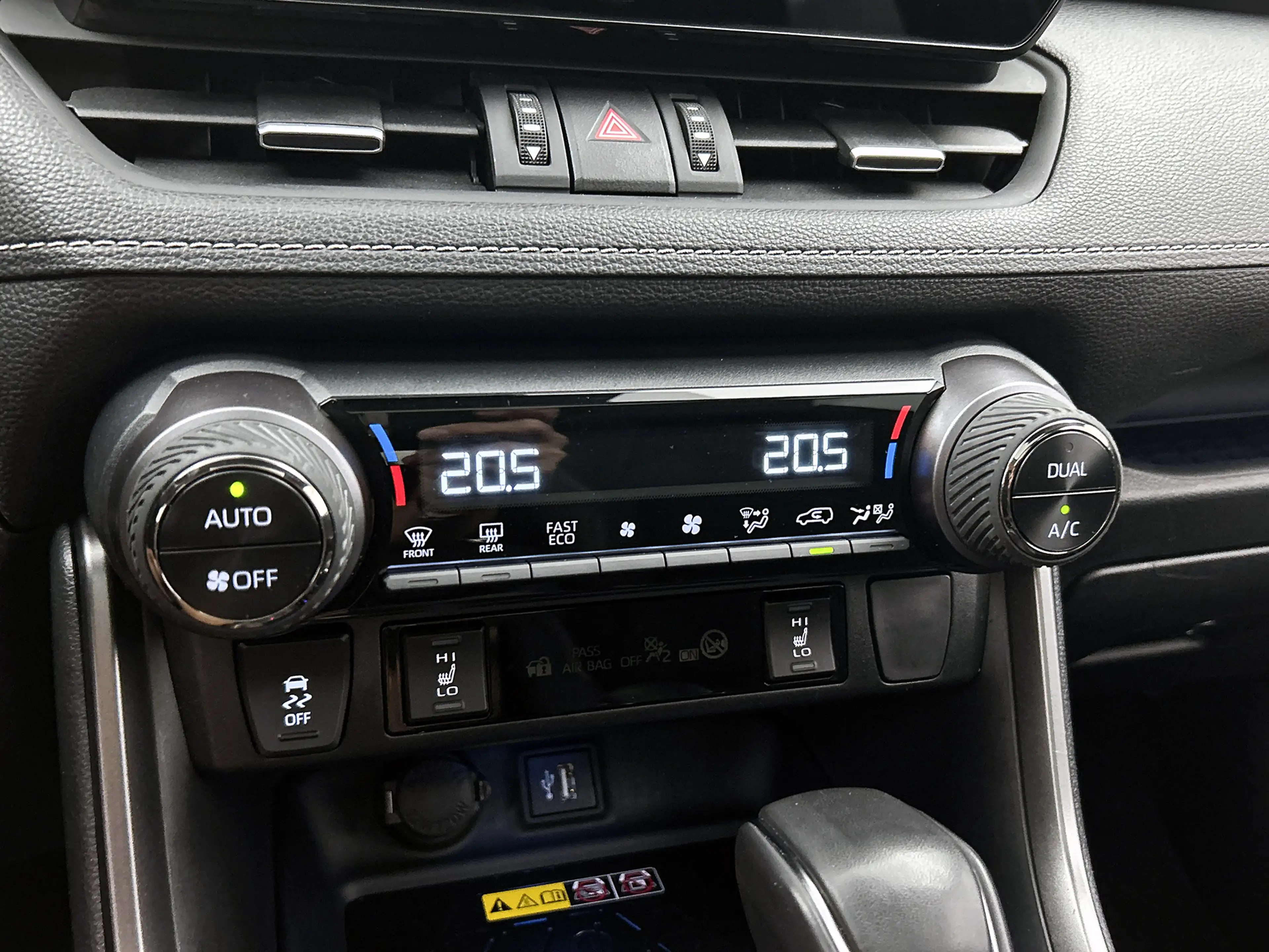 Toyota RAV 4 2.5 Plug-in Hybrid AWD GR SPORT + GR SPORT PLUS PA — photo 13