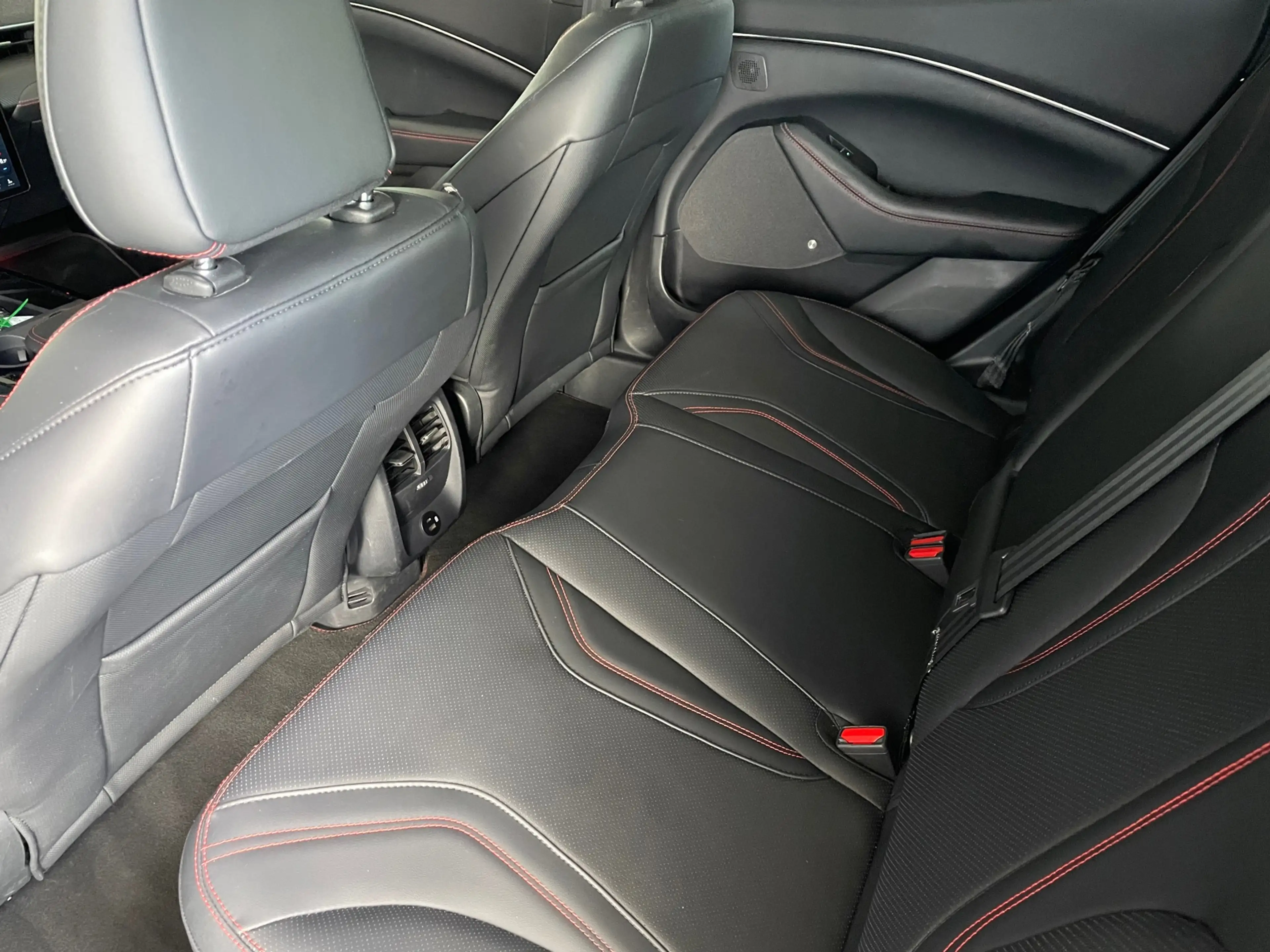 Ford Mustang Mach-E Ford Mustang Mach-E 98kWh SOH 95% PANO Extended Ra — photo 9