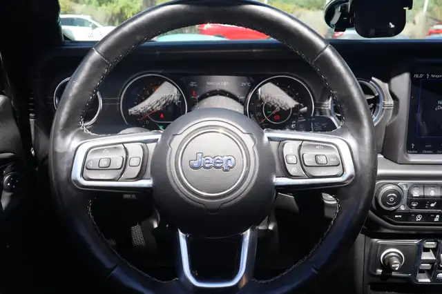 Jeep Wrangler view 14