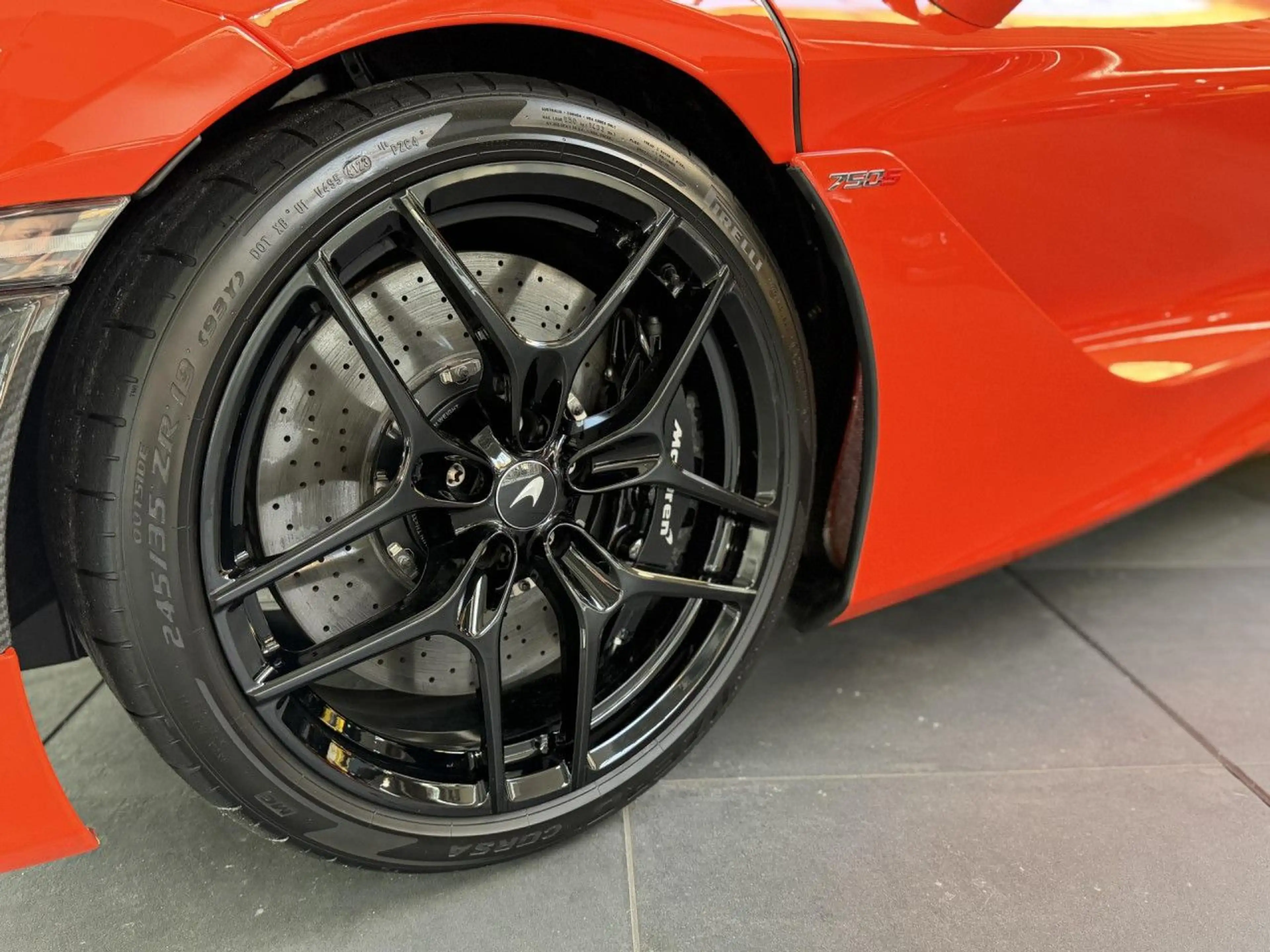 McLaren 750S MSO Voll Carbon Lift B&W Perform Track Cam. — photo 12