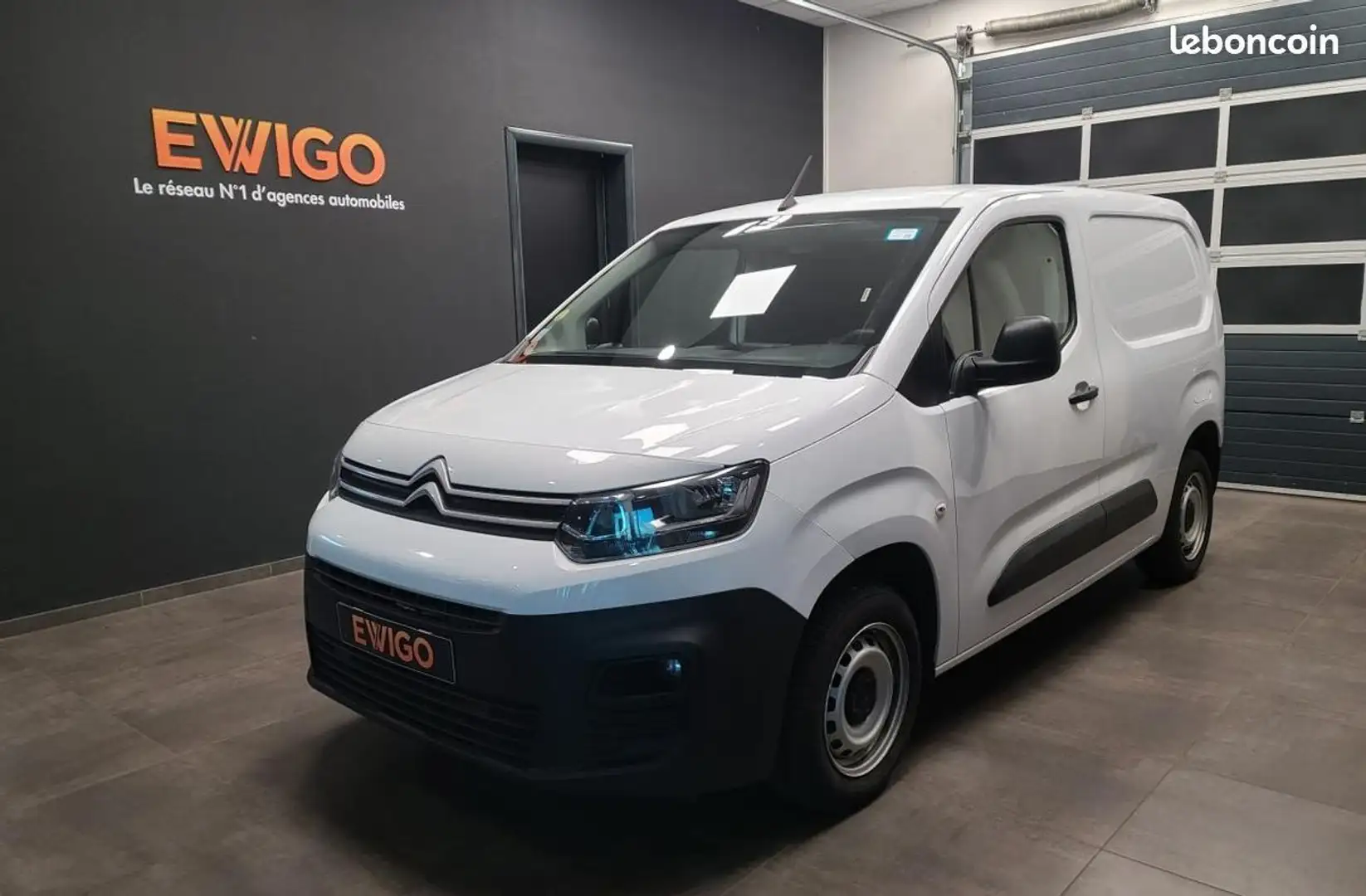 Citroen Berlingo Citroën VU FOURGON 1.5 BLUEHDI 100ch L1 START-STOP Wit - 1