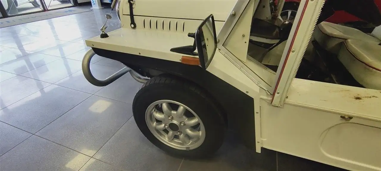 Austin Mini Moke Cabrio, foto 3