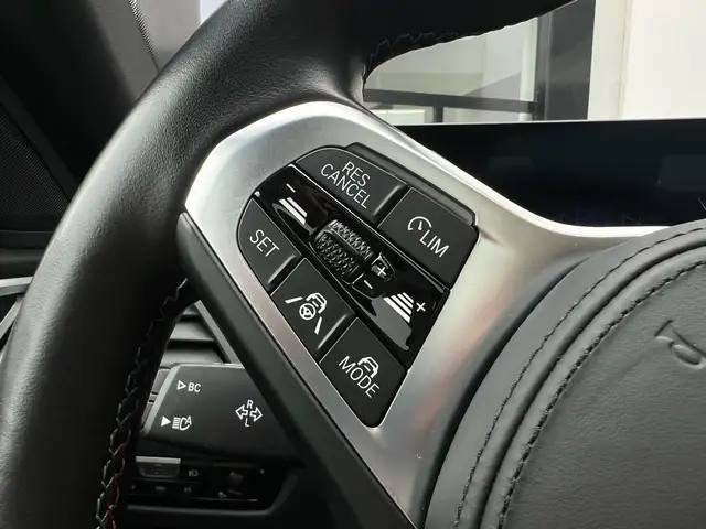 BMW I4 view 17