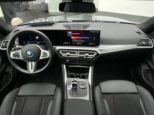 BMW I4 view 3