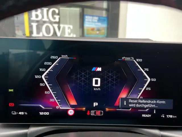 BMW I4 view 16