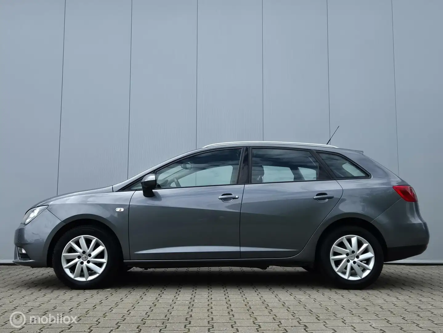 SEAT Ibiza ST 1.2 TDI STYLE ECOMOTIVE/AIRCO/CRUISE/AUX/15''LM Gris - 2