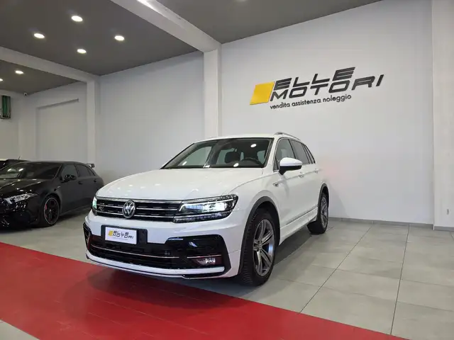 Volkswagen Tiguan Tiguan II 2.0 Advanced R-Line 4motion 240cv dsg