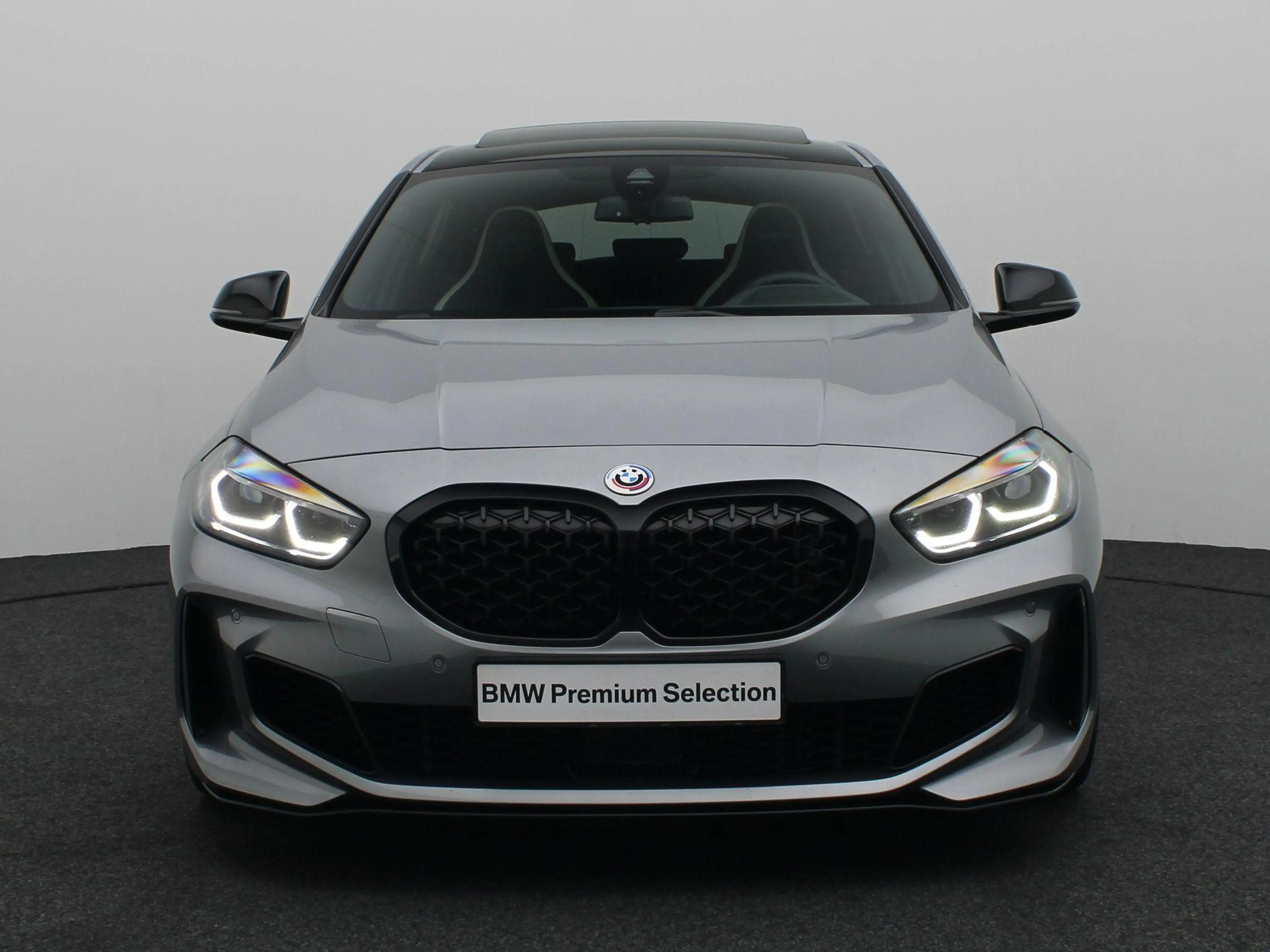 BMW 135 1 Serie 5-deurs M135i xDrive | LED | Leder | HUD | — photo 3