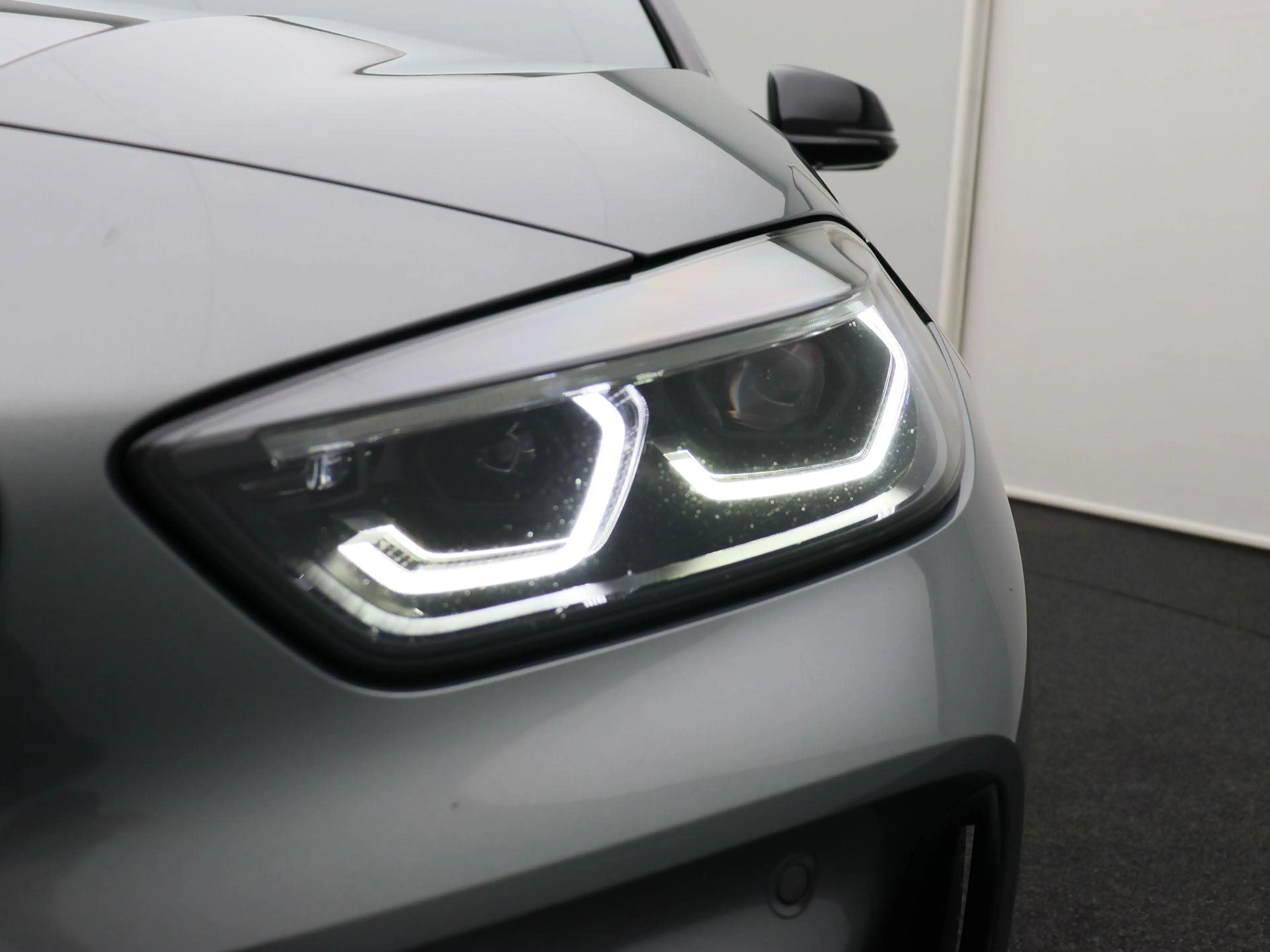 BMW 135 1 Serie 5-deurs M135i xDrive | LED | Leder | HUD | — photo 6