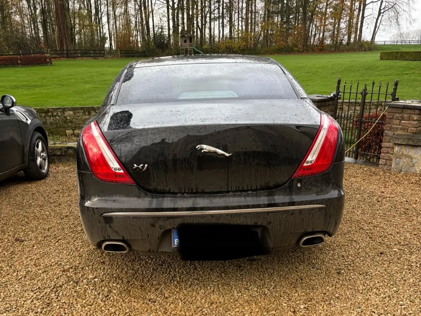Jaguar XJ XJ 3.0D V6 Portfolio Start/Stop Zwart - 2