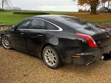 XJ 3.0D V6 Portfolio Start/Stop