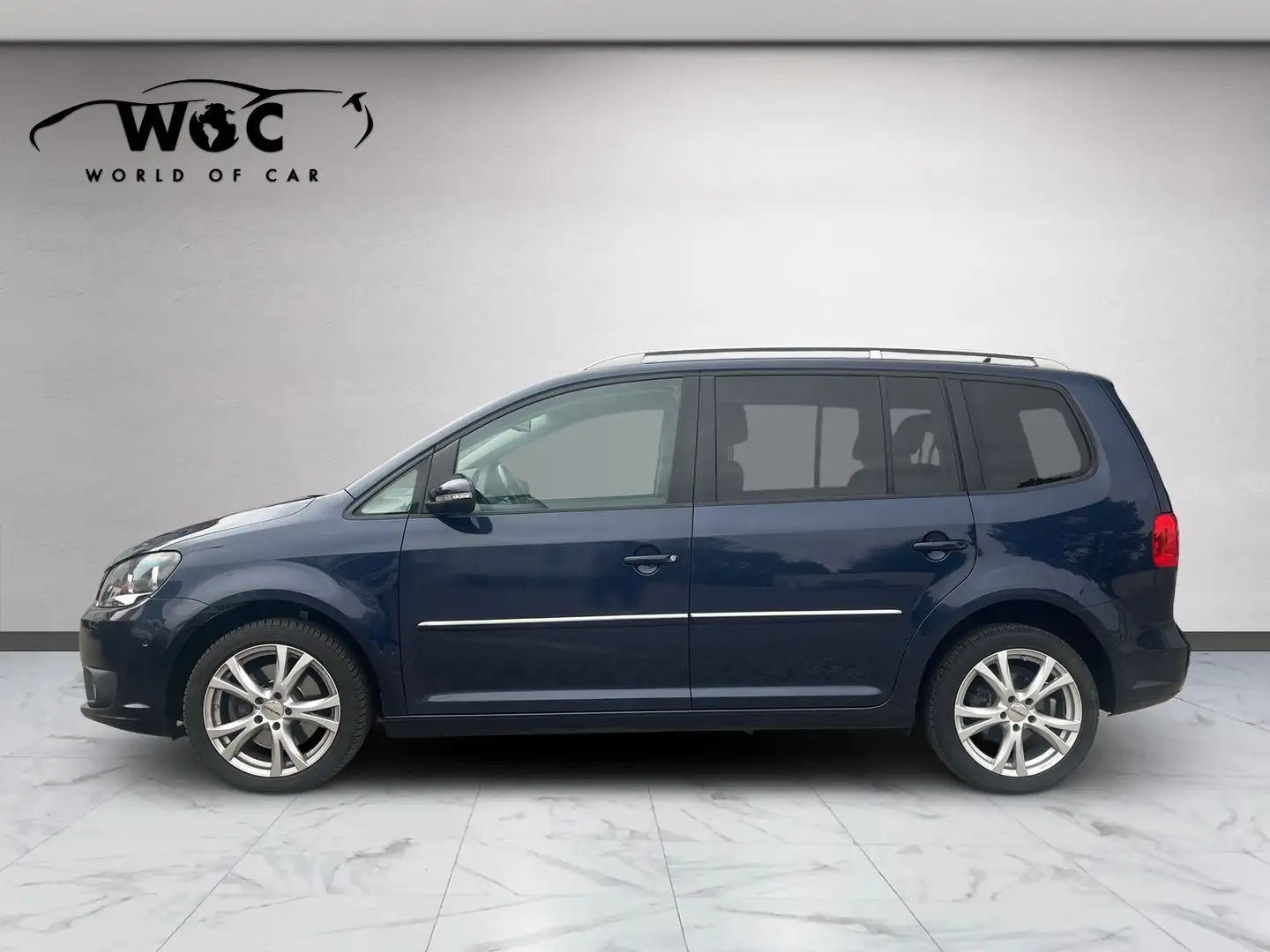 Volkswagen Touran 2.0 TDI DSG Highline BMT SHZ*PANO*PDC*TEMP*ALCAN Blauw - 2