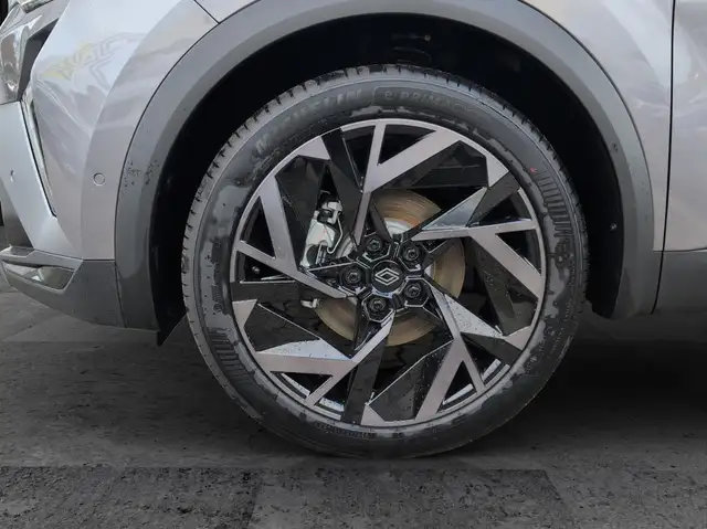 Renault Symbioz view 5