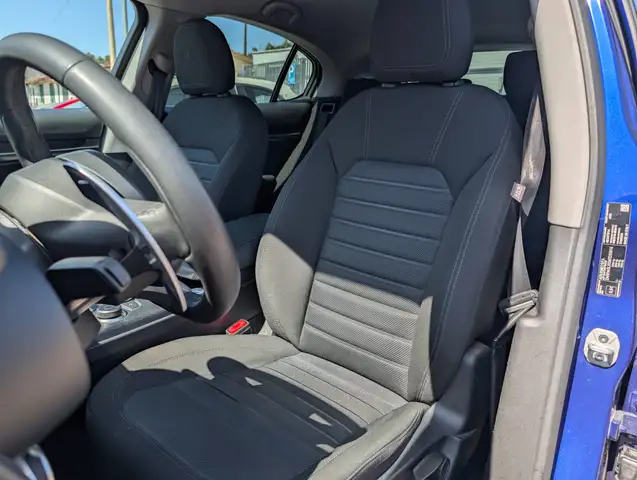 Alfa Romeo Stelvio view 12