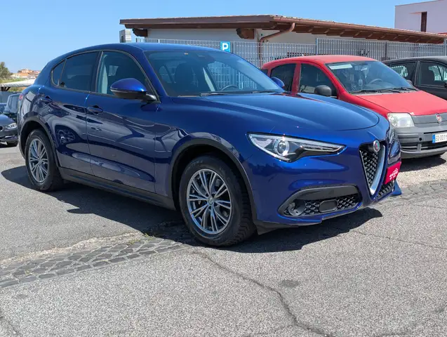 Alfa Romeo Stelvio view 4