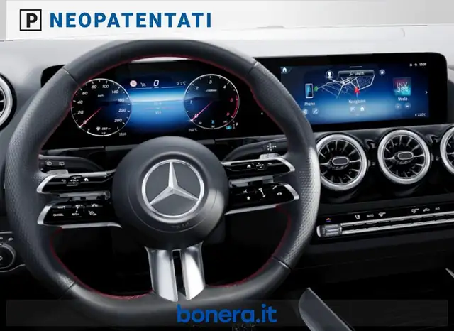 Mercedes-Benz Gla Class view 5
