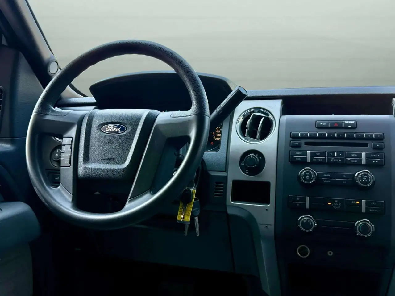 Ford F 150 снимка Ford F 150
