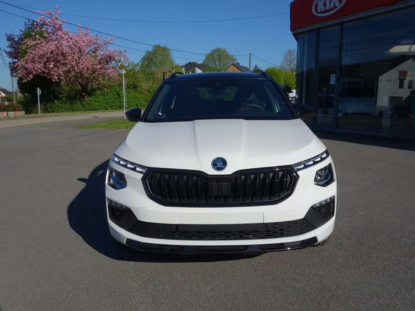 Skoda Kamiq 1.5 TSI ACT Monte Carlo DSG toit pano,navi android Wit - 2
