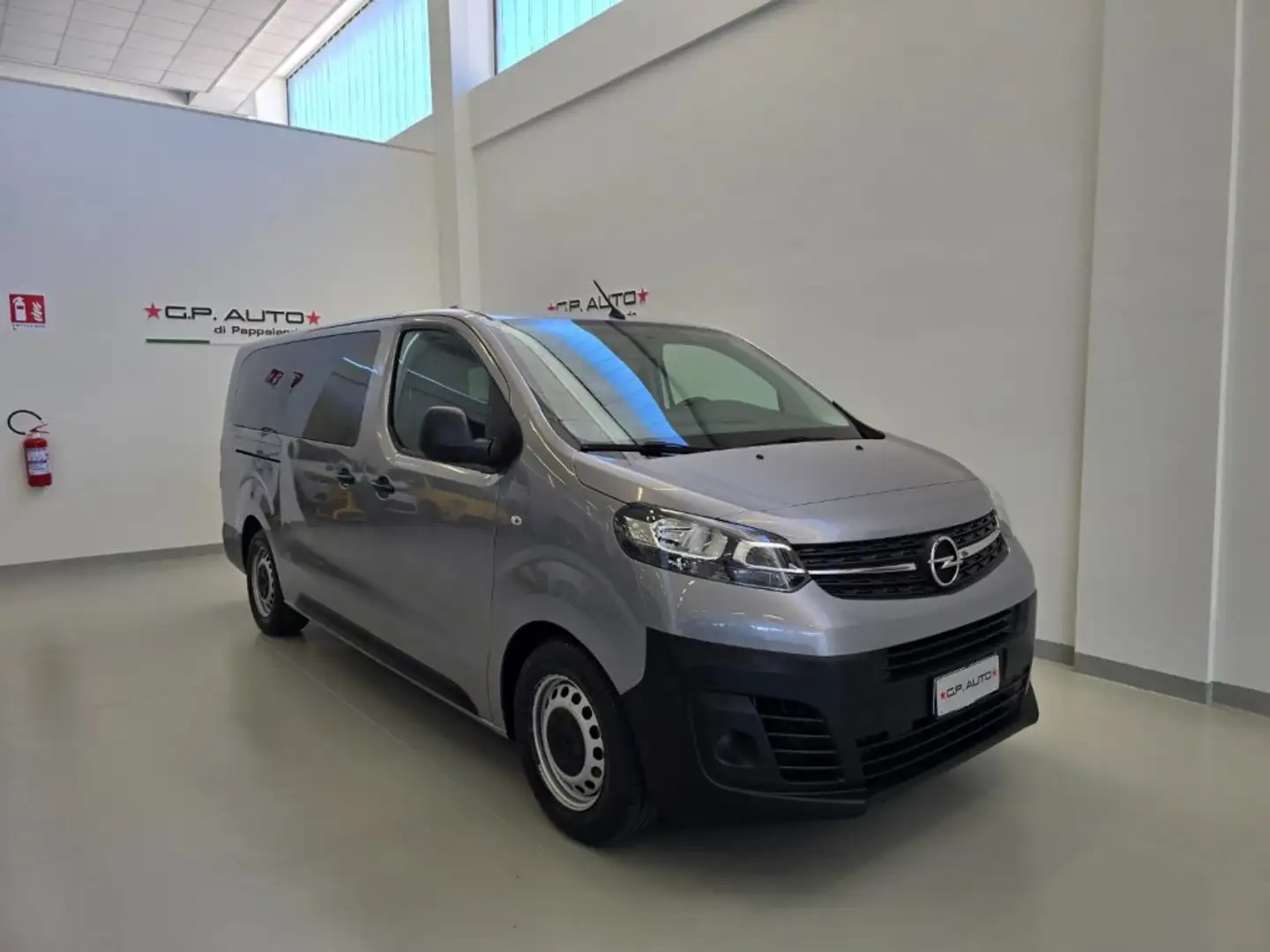 Opel Vivaro 1.5 Diesel 120CV 9 posti Grau - 1