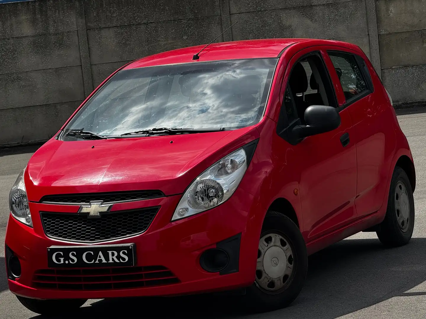 Chevrolet Spark 1.0i//64925VKM//5 PORTES// Rood - 1